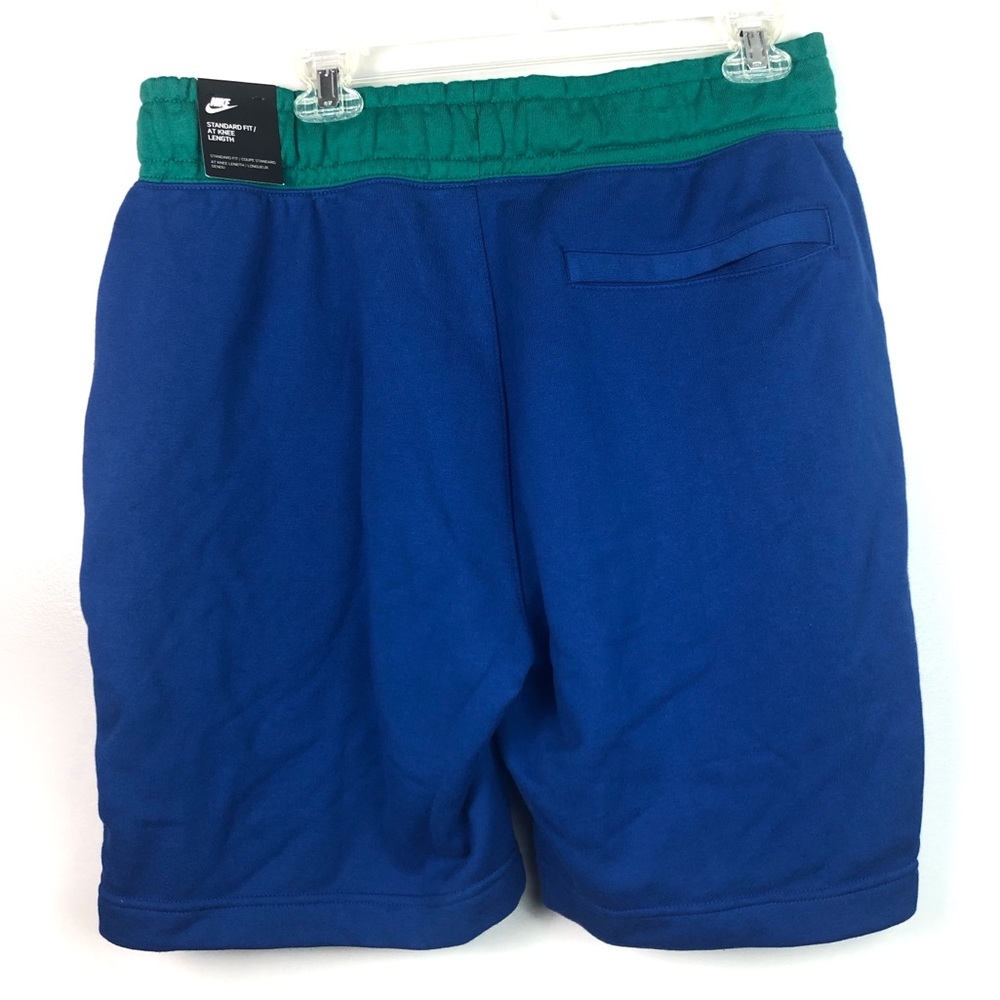Nike Sportswear HBR Big Swoosh Fleece Shorts - Picture 2 of 13